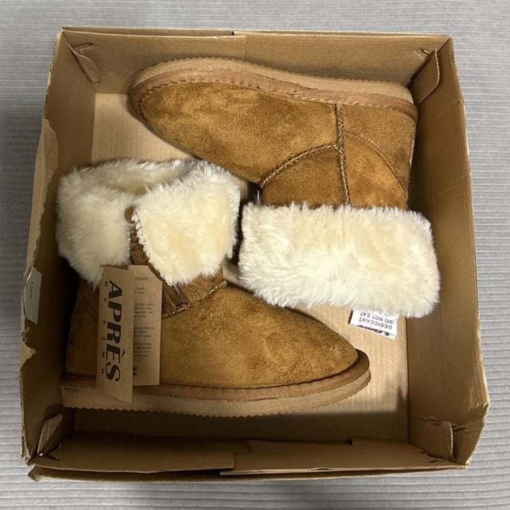 Apres by Lamo Vegan Suede Faux Fur Lined Boots